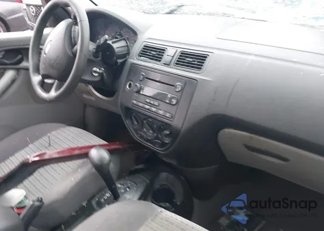 2006 Ford Focus Zx4 из США, поврежденный, VIN 1FAFP34N06W204712